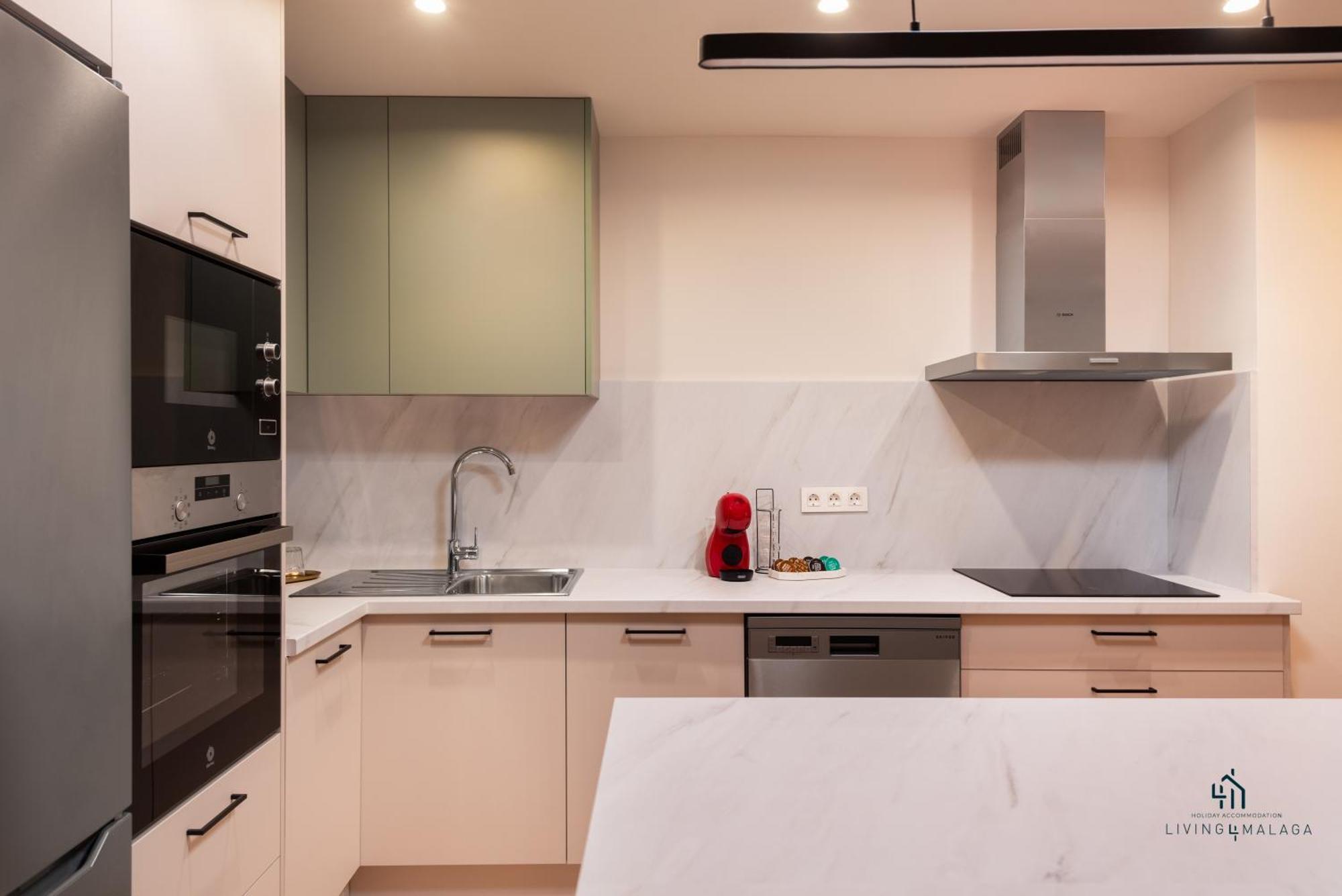 Living4Malaga Pedregalejo Loft Малага Екстериор снимка